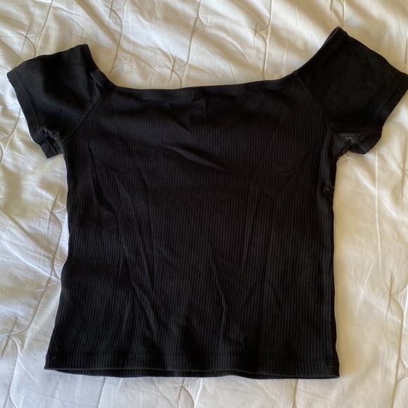 Black, Off the Shoulder, Short Sleeve Top, H&M - Picture 2 of 2